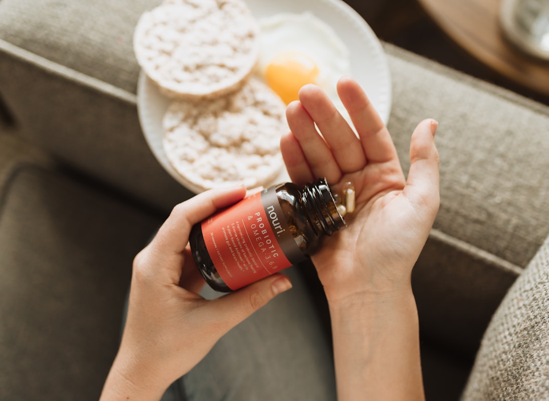 Natural joint supplement ingredients including turmeric and boswellia
